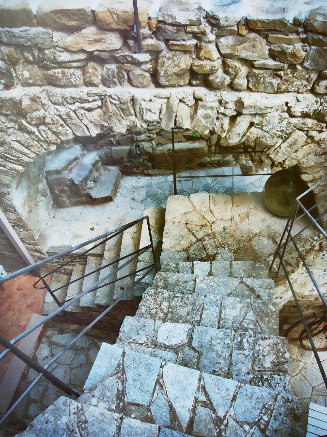 Old Mill Villa Pigna Ngoại thất bức ảnh
